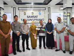 Samsat Tanjungpinang Beri Apresiasi Kepada Masyarakat Taat Pajak