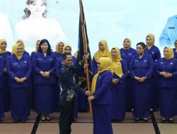 Amsakar Achmad Lantik Pengurus PIKORI BP Batam Periode 2025-2029