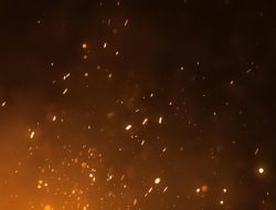 Pencuri Motor di Surabaya Terbakar Usai Dikejar dan Ditangkap Warga