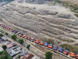 Menteri LH Sebut Mikroplastik dalam Hujan gegara Timbunan Sampah di TPA
