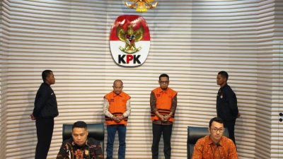 KPK Tahan 2 Tersangka Kasus Proyek Fiktif Rugikan Negara Rp 46,8 M