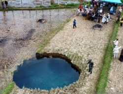 BRIN Ungkap Penyebab Kemunculan Sinkhole Usai Hebohkan Warga Sumbar