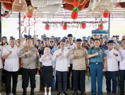 Amsakar-Li Claudia Temui Warga Rempang, Perkenalkan Program Sekolah Merah Putih Presiden Prabowo