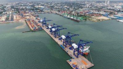 Volume Peti Kemas Tumbuh, Jumlah Penumpang Melonjak (foto : hms)