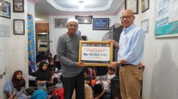 HARRIS Hotel Batam Center dan Waterfront Batam Donasi Infaq Ramadan kepada Anak-anak Panti Asuhan