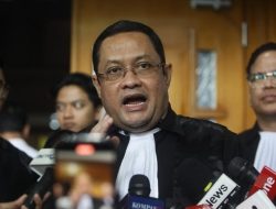 Pengacara Nadiem Ungkap Alasan Kompak Tak Hadir di Sidang Chromebook
