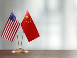 China Lawan Sanksi AS ke Lima Perusahaan yang Beli Minyak Iran