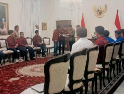 Momen Gibran Buka Pintu Dialog dengan Massa Mahasiswa di Kantor Wapres