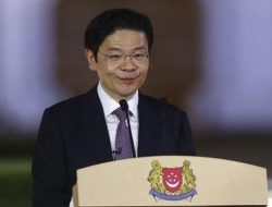 PM Singapura Lawrence Wong Tiba di Indonesia, Disambut Menlu Sugiono