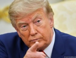 Kata Trump Agar Duo Rusia-China Tak Usah Ikut-ikutan Perang Iran