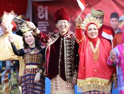 Pawai Pembangunan dan Budaya Nusantara Meriahkan HUT ke-81 RI di Batam