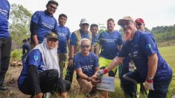Perkuat Ketahanan Air Baku, BP Batam Gandeng Mc Dermott Tanam 400 Bambu Betung di Bendungan Sei Nongsa