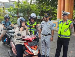 Hari Pelanggan Nasional 2026, Jasa Raharja Tanjungpinang Turun ke Jalan Bagikan Helm dan Edukasi Keselamatan