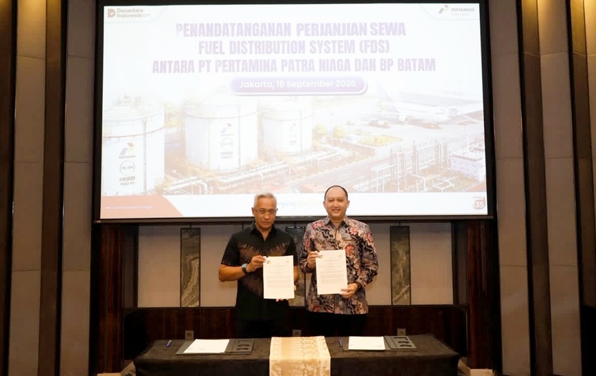 Penandatanganan Kontrak Perjanjian Sewa Fuel Delivery System (foto : hms)