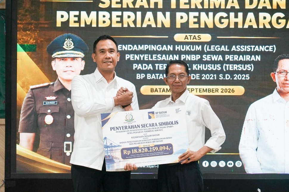 Penyelesaian PNBP Sewa Perairan pada Terminal Khusus BP Batam (foto : hms)