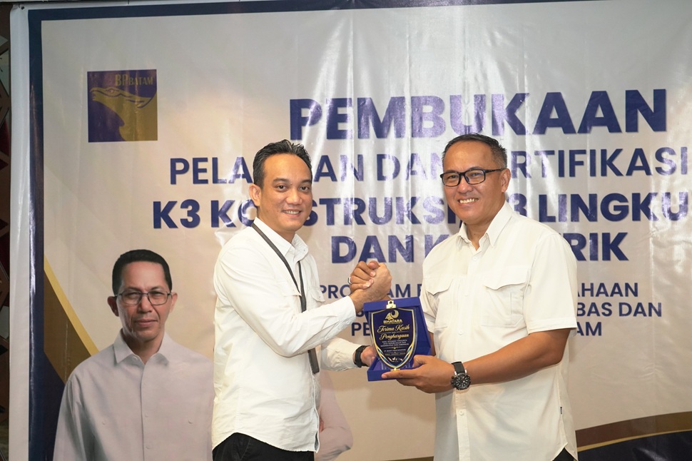 Pelatihan dan Sertifikasi BNSP K3 Konstruksi, K3 Lingkungan, dan K3 Listrik (foto : hms)