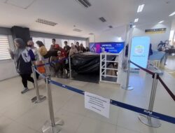 Eskalator Stasiun Duri Ditutup Terpal, Masih Diperbaiki Usai Insiden