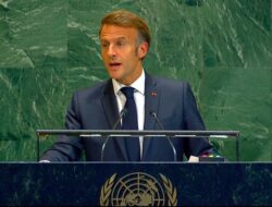 Macron Kumpulkan Menteri-menteri Usai Demo Ricuh dan Penjarahan di Prancis