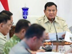 Usul Prabowo Cegah Karhutla Berulang: Perusahaan Buat Embung-Sumur Bor